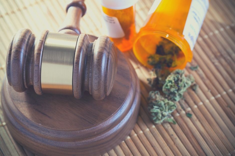 COMPLIANCE ALERT: New York Approves Adult Use of Marijuana Bill